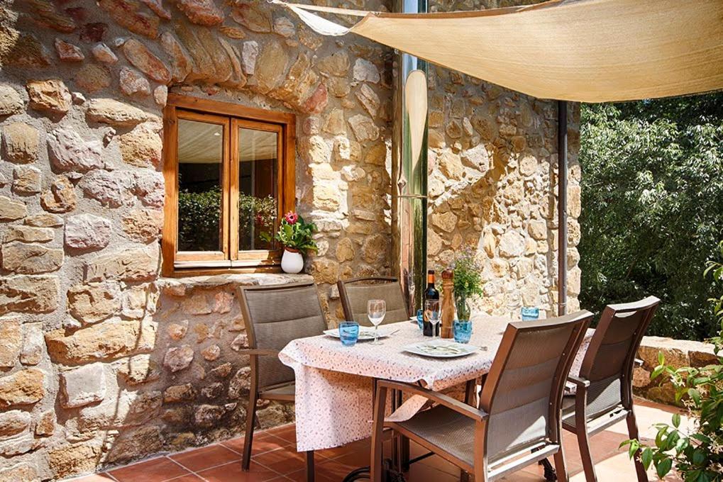 Can Cruanyes Sales de Llierca Exterior foto